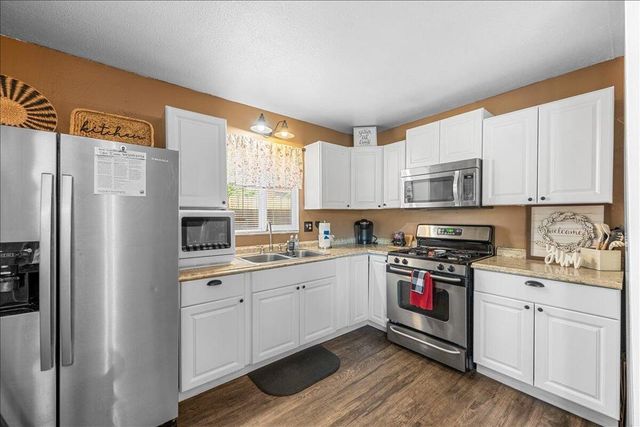 918 W Aeroplane Boulevard, Big Bear, CA 92314