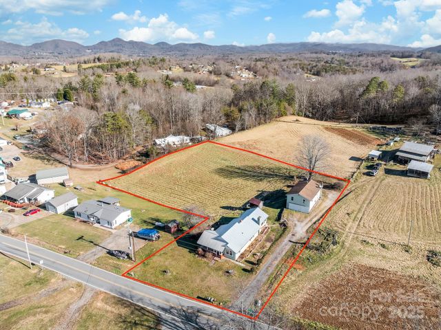 71 Lower Glady Fork Road, Candler, NC 28715