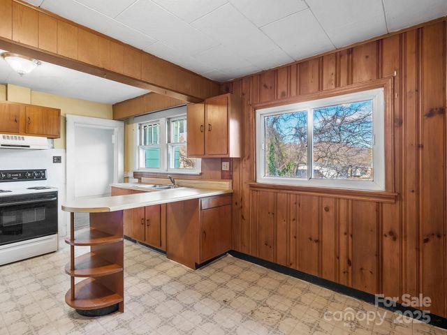 71 Lower Glady Fork Road, Candler, NC 28715