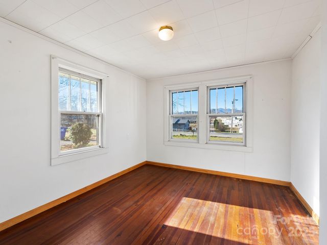 71 Lower Glady Fork Road, Candler, NC 28715