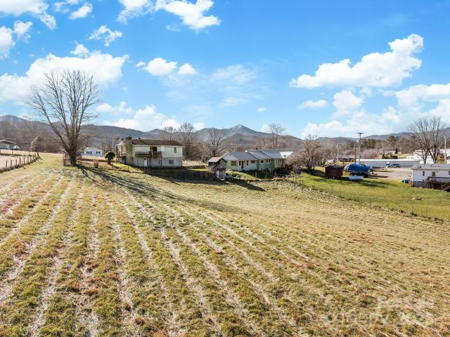 71 Lower Glady Fork Road, Candler, NC 28715