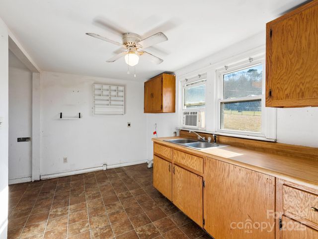 71 Lower Glady Fork Road, Candler, NC 28715