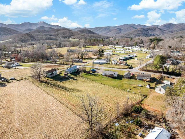 71 Lower Glady Fork Road, Candler, NC 28715