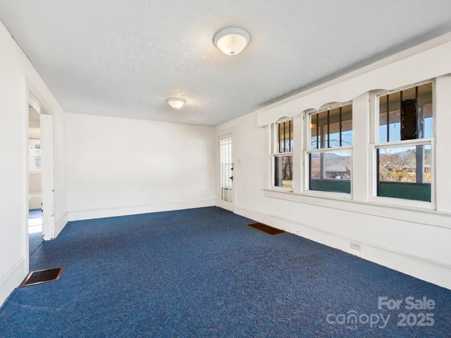 71 Lower Glady Fork Road, Candler, NC 28715