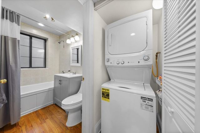 7423 N Sheridan Road 2W, Chicago, IL 60626