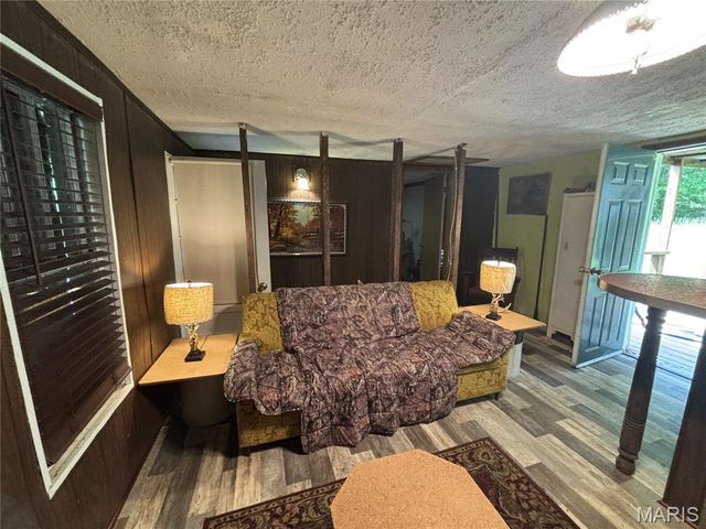 Private Road 9302, Marquand, MO 63655