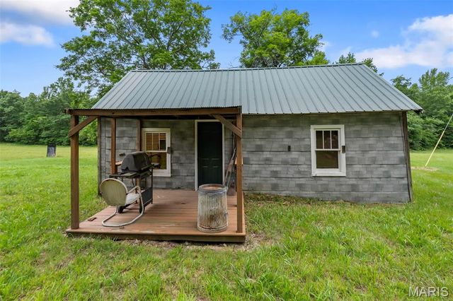Private Road 9302, Marquand, MO 63655