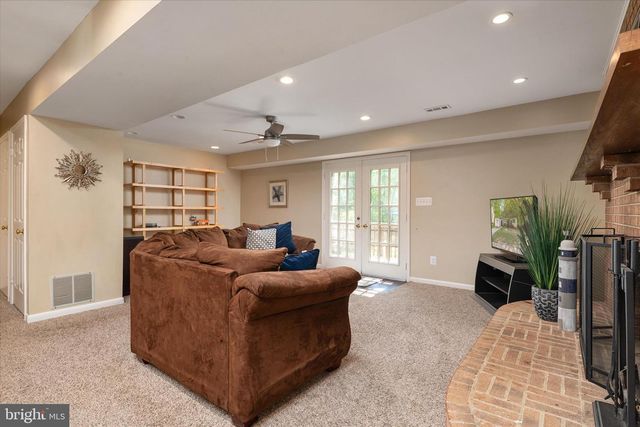 511 NORTON LN, Arnold, MD 21012