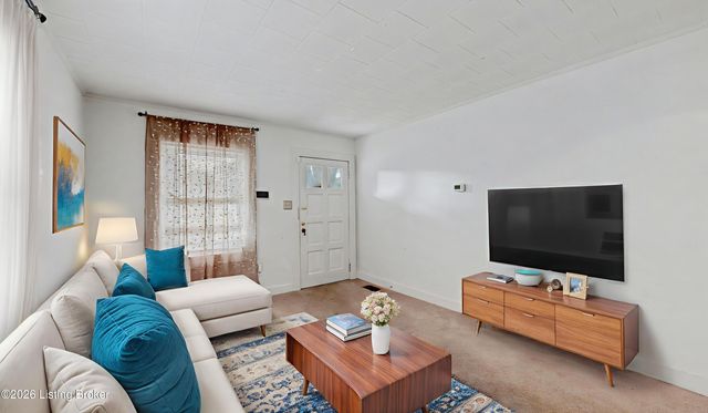 1125 W Whitney Ave, Louisville, KY 40215