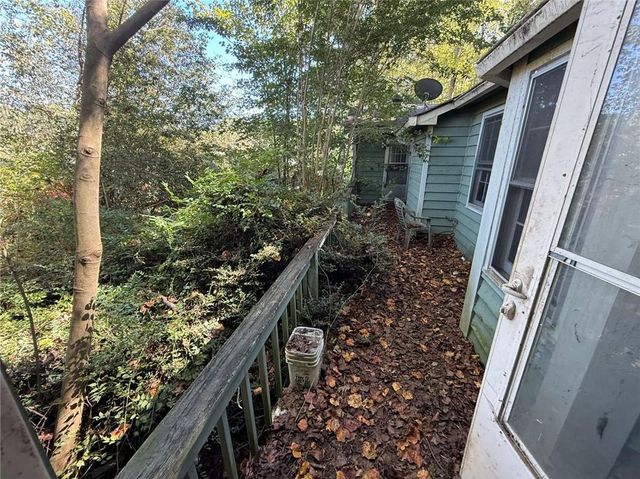 3851 Riding Woods SW Court, Powder Springs, GA 30127