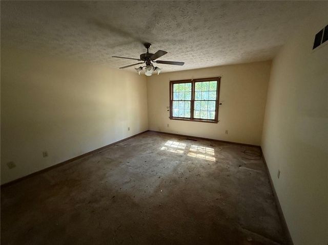 3851 Riding Woods SW Court, Powder Springs, GA 30127