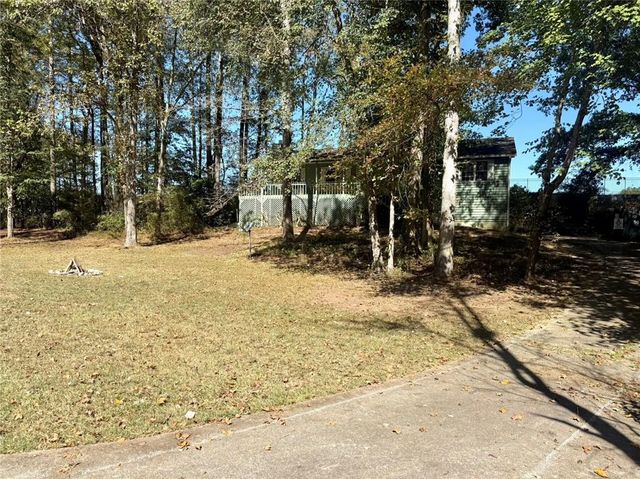 3851 Riding Woods SW Court, Powder Springs, GA 30127