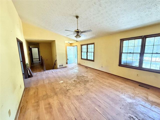 3851 Riding Woods SW Court, Powder Springs, GA 30127