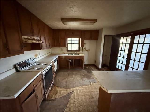 3851 Riding Woods SW Court, Powder Springs, GA 30127