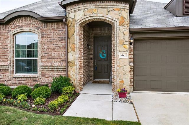 260 Hilltop Drive, Justin, TX 76247
