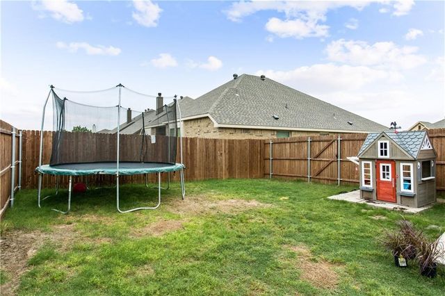 260 Hilltop Drive, Justin, TX 76247