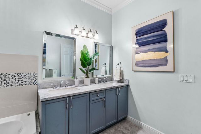 605 Avenue H, Delray Beach, FL 33483