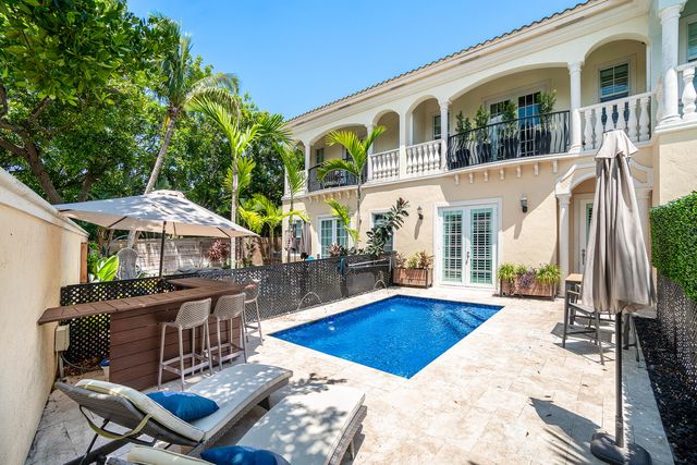 605 Avenue H, Delray Beach, FL 33483