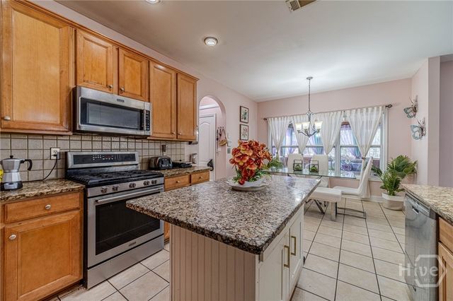 598 Georgia Circle, Loganville, GA 30052