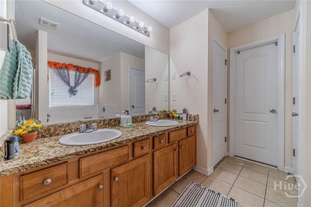 598 Georgia Circle, Loganville, GA 30052