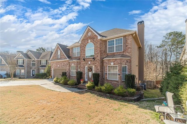 598 Georgia Circle, Loganville, GA 30052