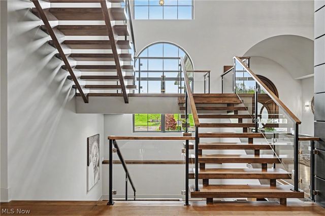 1433 Ridgemont Trail, Hinckley, OH 44233