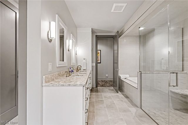 1433 Ridgemont Trail, Hinckley, OH 44233