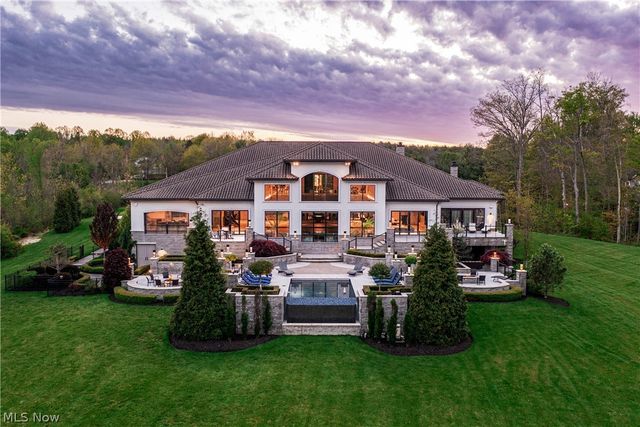 1433 Ridgemont Trail, Hinckley, OH 44233