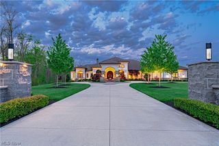 1433 Ridgemont Trail, Hinckley, OH 44233