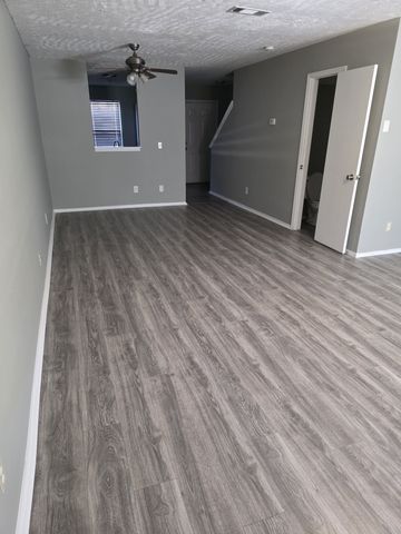 1008 Halifax Ln, Antioch, TN 37013