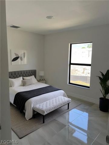 4854 30th ST SW, Lehigh Acres, FL 33973