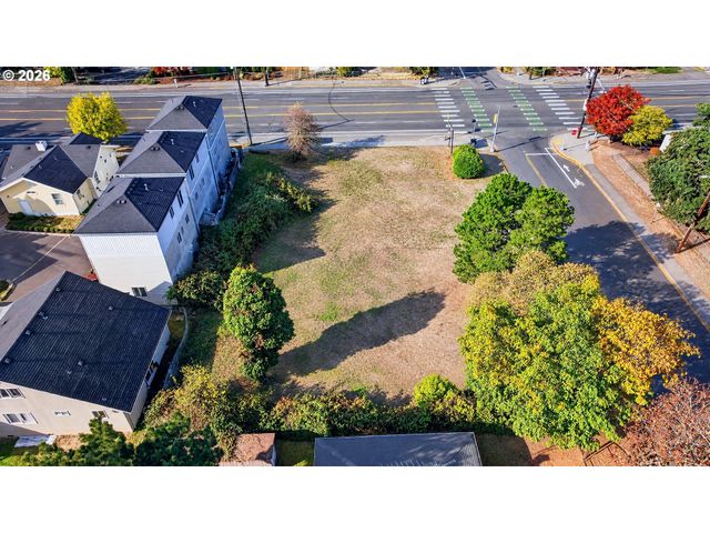 3810 Se 122ND Ave, Portland, OR 97236