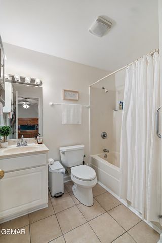 527 Orchard Valley Way, Pigeon Forge, TN 37862