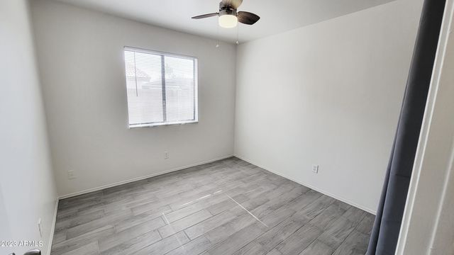 6147 E GREENWAY Street Apt 1, Mesa, AZ 85205
