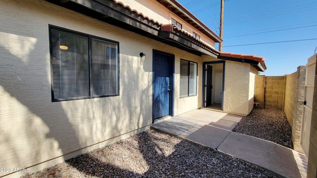 6147 E GREENWAY Street Apt 1, Mesa, AZ 85205
