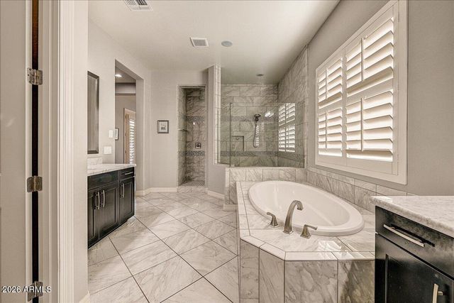 4829 N VILLAGE Parkway, Litchfield Park, AZ 85340