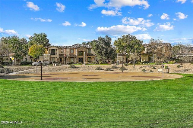 4829 N VILLAGE Parkway, Litchfield Park, AZ 85340