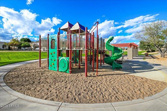 4829 N VILLAGE Parkway, Litchfield Park, AZ 85340