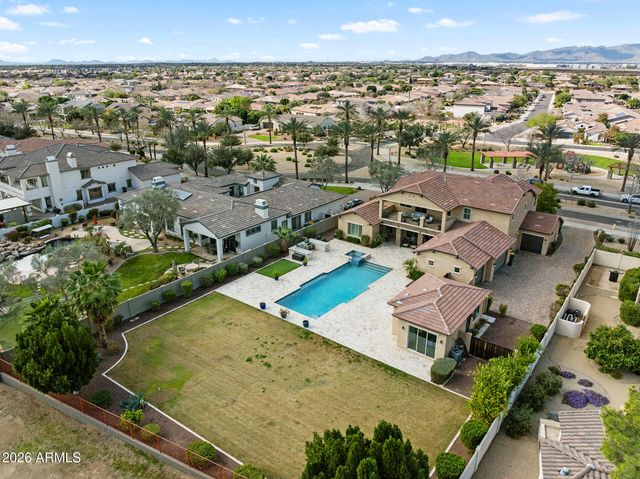 4829 N VILLAGE Parkway, Litchfield Park, AZ 85340