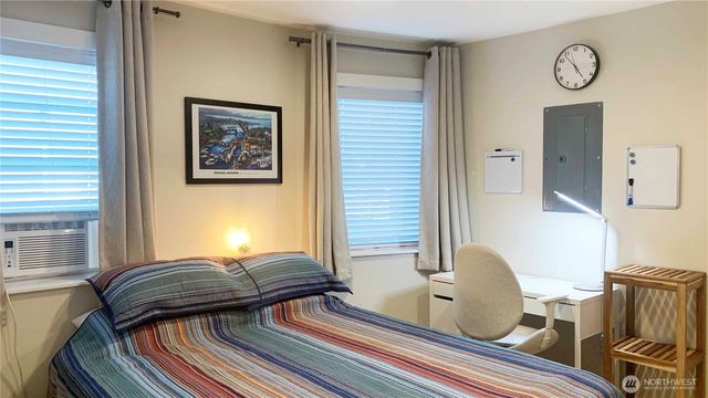 1609 E Columbia Street, Seattle, WA 98122