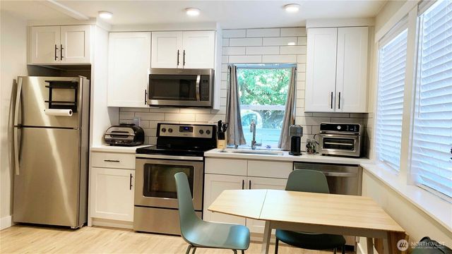 1609 E Columbia Street, Seattle, WA 98122