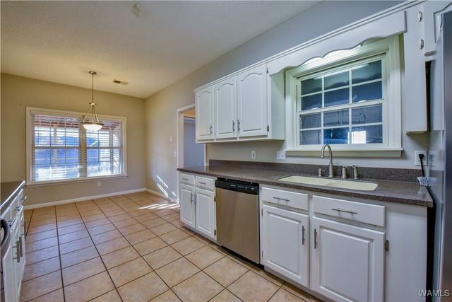 10202 Magnolia, Tuscaloosa, AL 35405