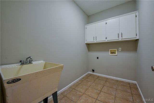 10202 Magnolia, Tuscaloosa, AL 35405