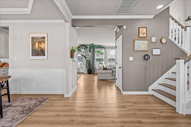 200 Ians WAY, Chesapeake, VA 23320