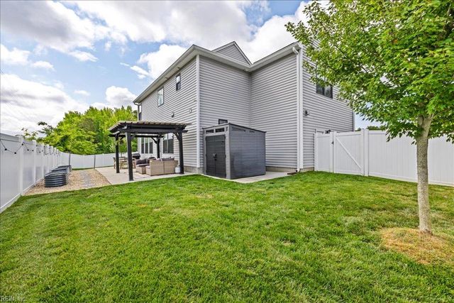 200 Ians WAY, Chesapeake, VA 23320
