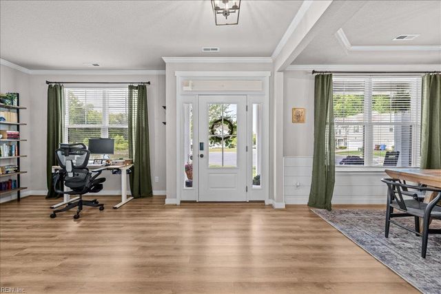 200 Ians WAY, Chesapeake, VA 23320