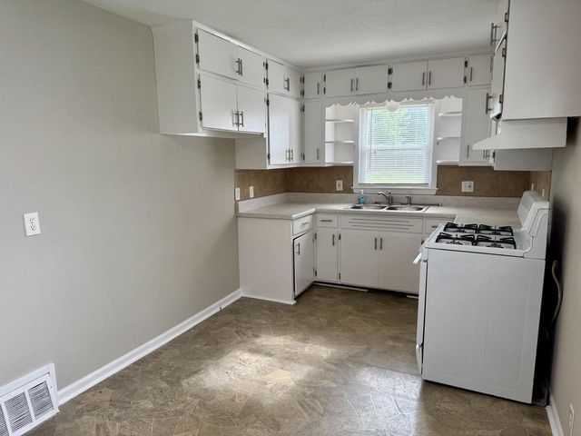 4864 N 63rd STREET, Milwaukee, WI 53218