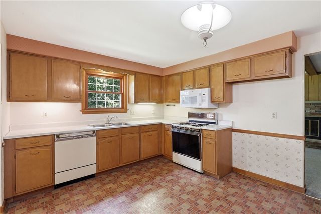 2529 Matterhorn Drive, Franklin Park, PA 15090