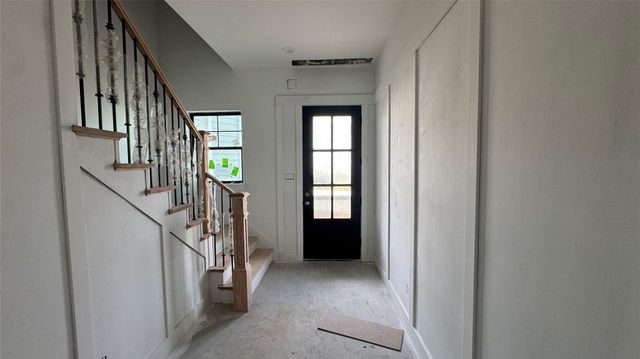 1114 Pearlwood Drive, Houston, TX 77008