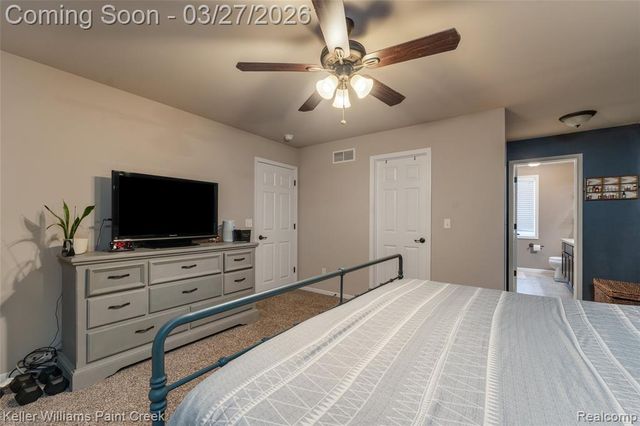 15842 Athens Avenue, Clinton Township, MI 48035